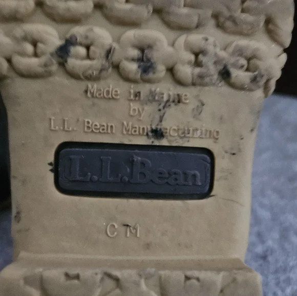 L.L. Bean Boots, size 6 (CM) women, Duck Boots, 6 inch, 6 eye - Picture 3 of 4